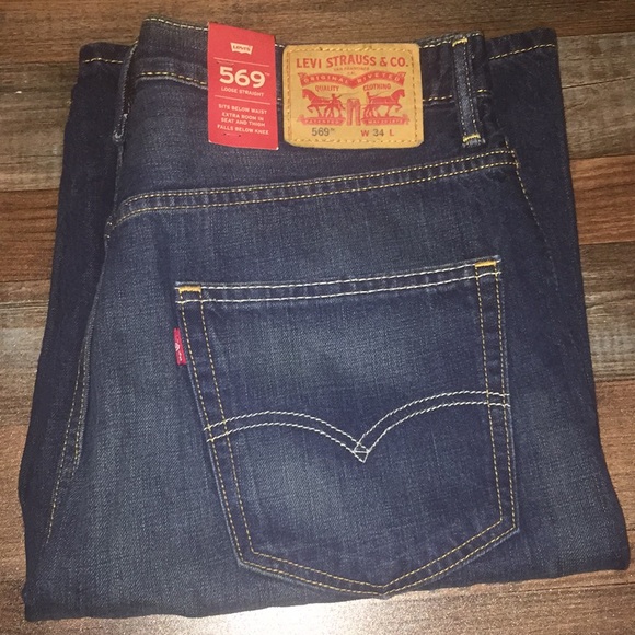 Levi's Other - Levi’s 569 Loose Straight Jean Shorts